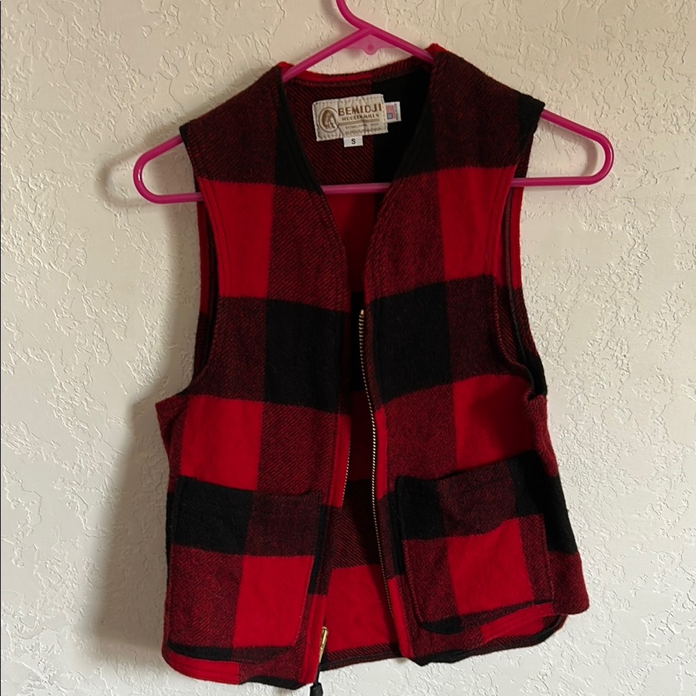 Vintage Bemidji Woolen Mills Red and Black Plaid Vest